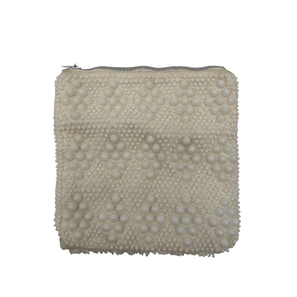 Beaded Cream Vintage Coin Purse Zipper Closure Made In Hong Kong